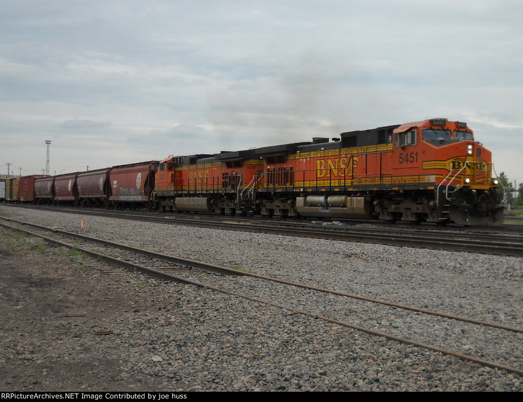 BNSF 5451 East